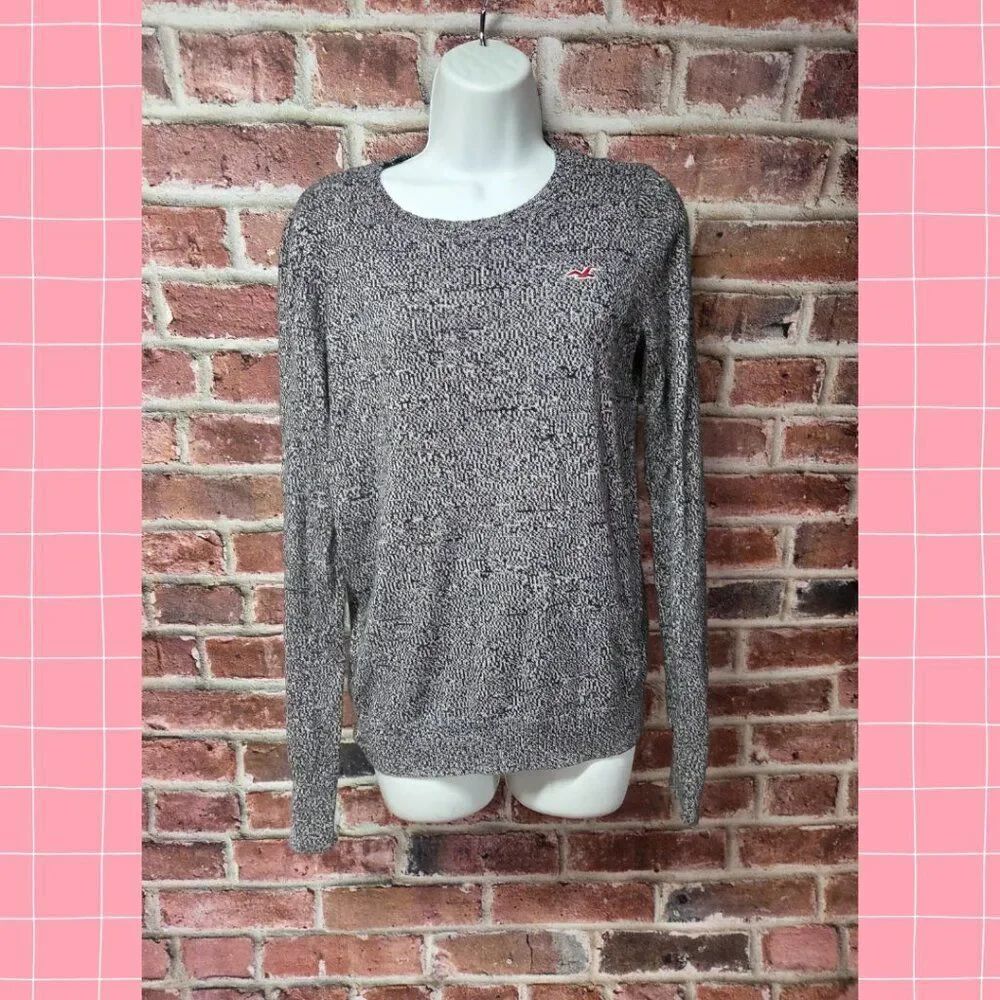 Women's HOLLISTER Lightweight Knit Sweater Medium
